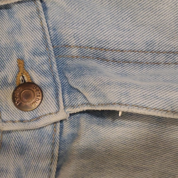 Ripped Jeans - Picture 4 of 6